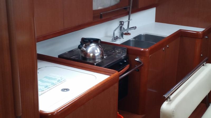 Book yachts online - sailboat - Oceanis 43 - Carmen - rent