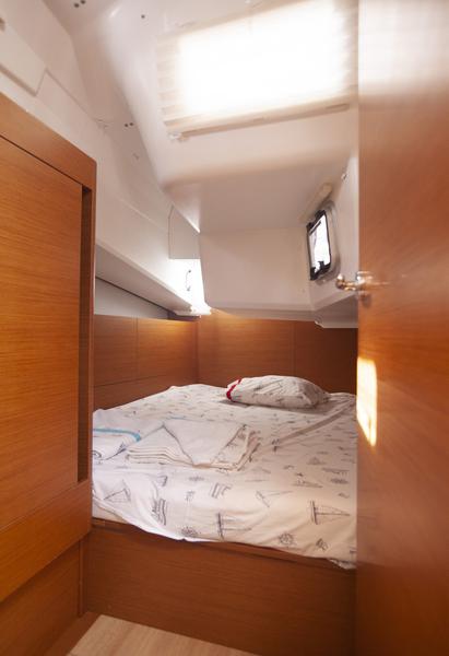 Book yachts online - sailboat - Sun Odyssey 410 - Sea Breeze - rent