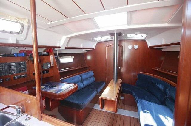 Book yachts online - sailboat - Oceanis 373 - Liberte - rent