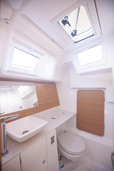 Book yachts online - sailboat - Dufour 360 GL - Nautilus - rent