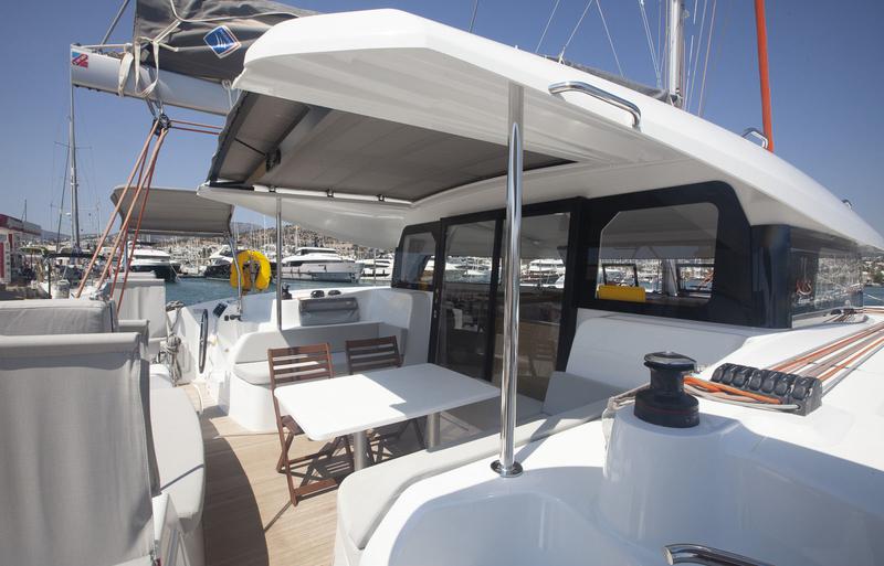 Book yachts online - catamaran - Excess 11 - Whispering Breeze - rent