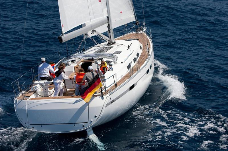 Book yachts online - sailboat - Bavaria 45 Cruiser - iBulut - rent