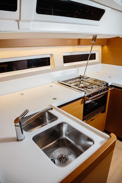 Book yachts online - sailboat - Sun Odyssey 490 - Chaos - Standard line - rent