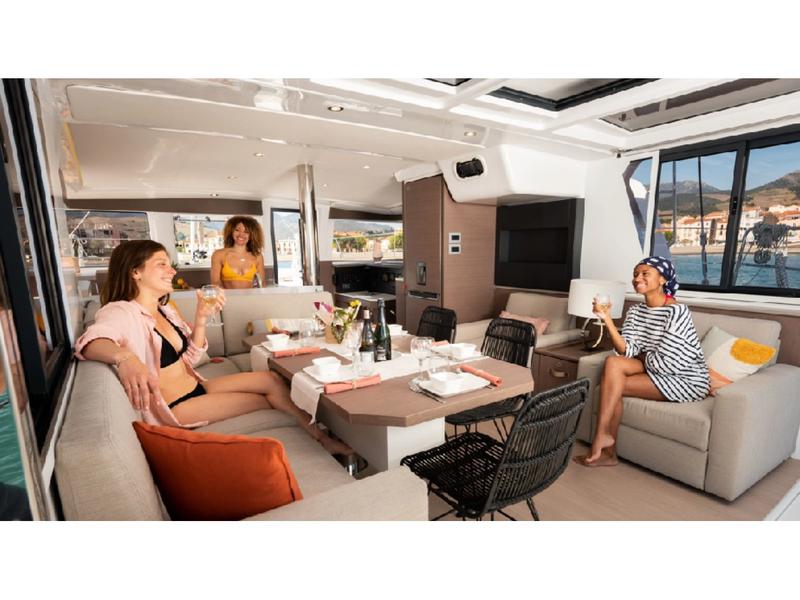 Book yachts online - catamaran - Bali 4.2 - Peppina - Premium line - rent