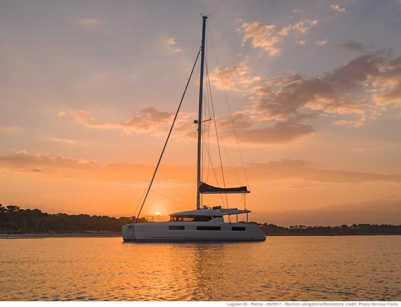 Book yachts online - catamaran - Lagoon 50 (6 cab) - SAILUXE - Finocchietto - rent