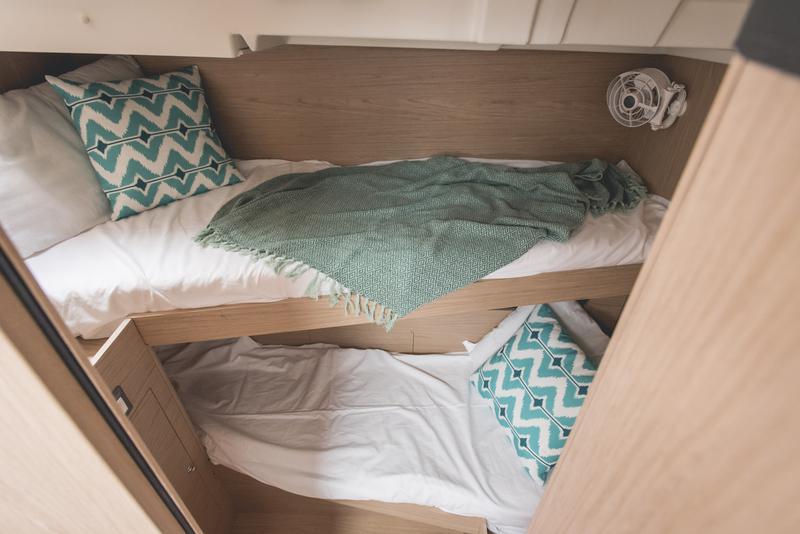 Book yachts online - sailboat - Oceanis 51.1 - Aphros - Comfort line - rent