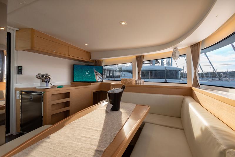 Book yachts online - catamaran - Lagoon 42 (3 cab) - SAILUXE - Zubibbu  - rent