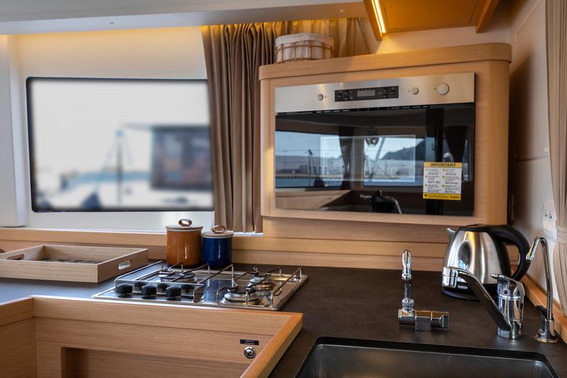 Book yachts online - catamaran - Lagoon 42 (3 cab) - SAILUXE - Zubibbu  - rent