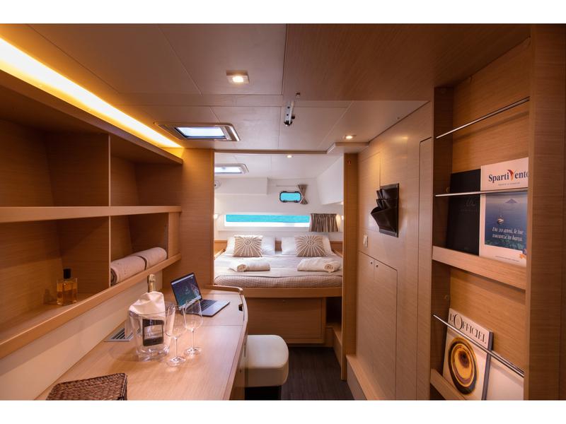 Book yachts online - catamaran - Lagoon 42 (3 cab) - SAILUXE - Zubibbu  - rent