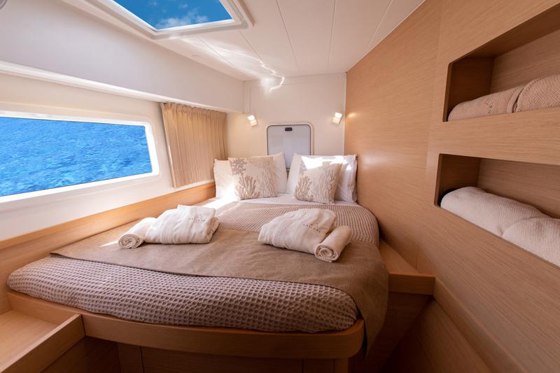 Book yachts online - catamaran - Lagoon 42 (3 cab) - SAILUXE - Zubibbu  - rent