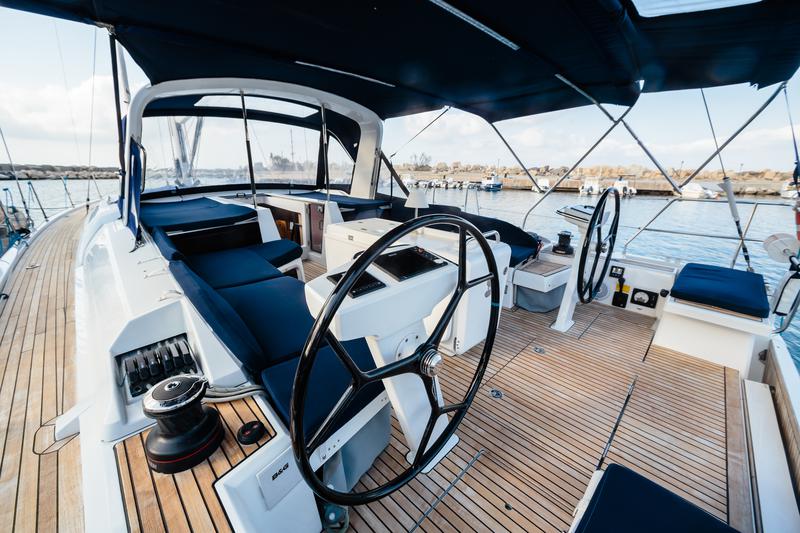 Book yachts online - sailboat - Oceanis 51.1 - Maelle - Comfort line - rent