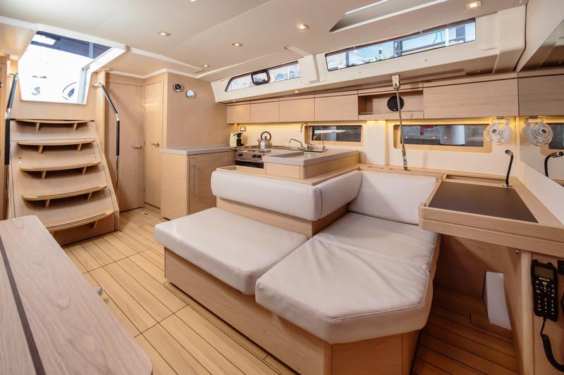 Book yachts online - sailboat - Oceanis 51.1 - Maelle - Comfort line - rent