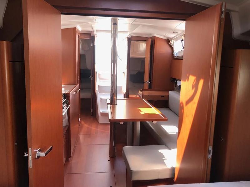 Book yachts online - sailboat - Oceanis 35.1 - Levante - Standard line - rent