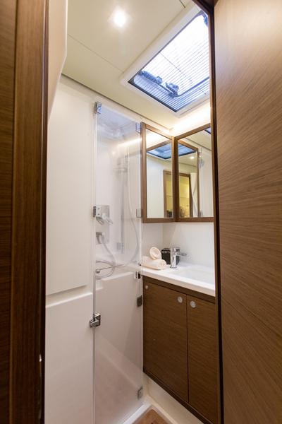 Book yachts online - catamaran - Lagoon 52F - SAILUXE - Fico - rent