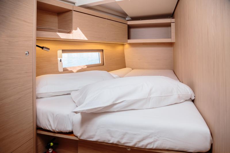 Book yachts online - sailboat - Oceanis 46.1 (bunk cab) - Tyche - Comfort line - rent