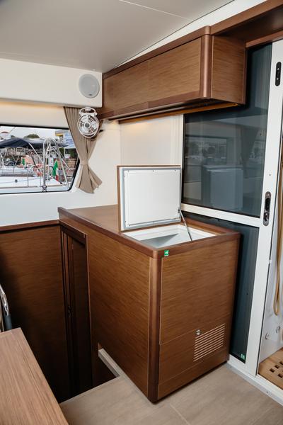 Book yachts online - catamaran - Lagoon 40 - Nereo - Standard line - rent