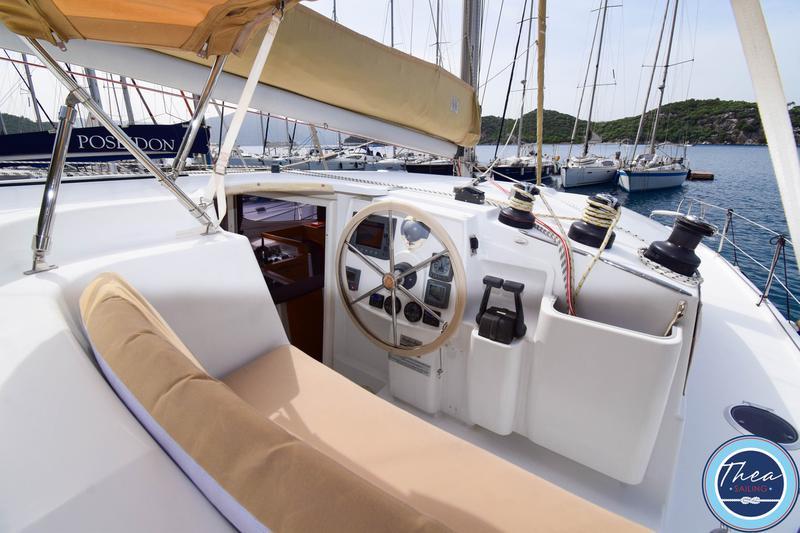 Book yachts online - catamaran - Fountaine Pajot Lipari 41 - TWIN SWANS - rent