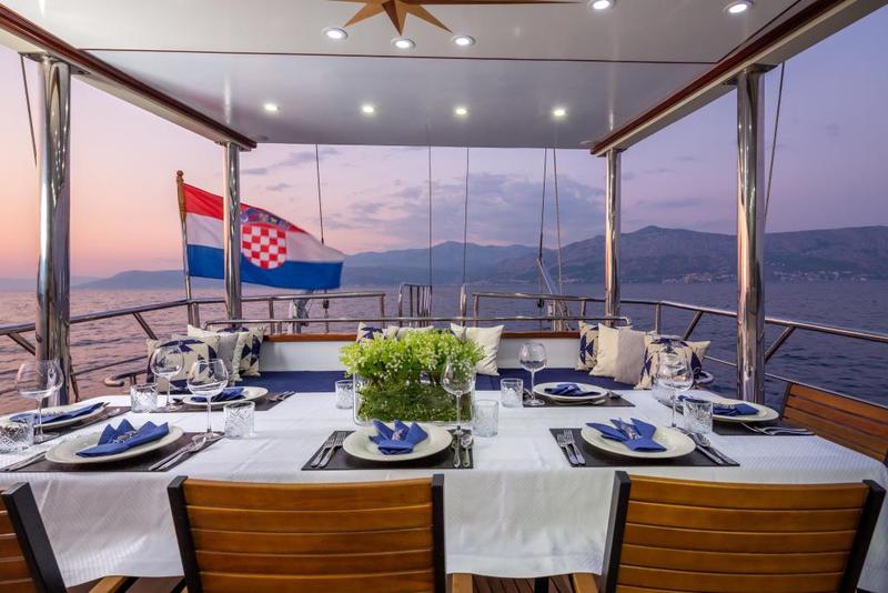 Book yachts online - other - Gulet - Saint Luca - rent