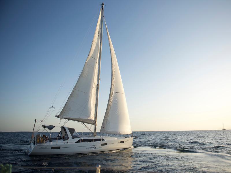 Book yachts online - sailboat - Oceanis 41.1 - Felice - rent