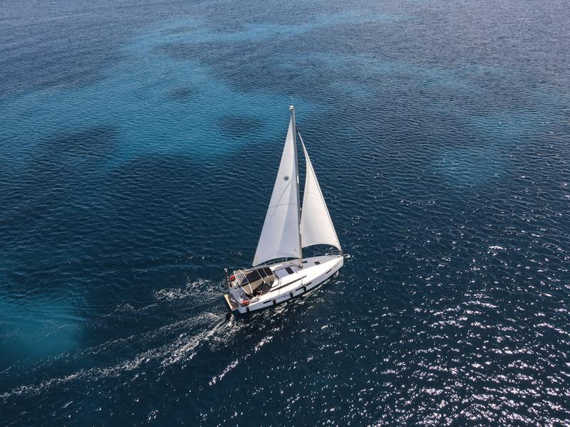 Book yachts online - sailboat - Sun Odyssey 410 - Marianna - rent
