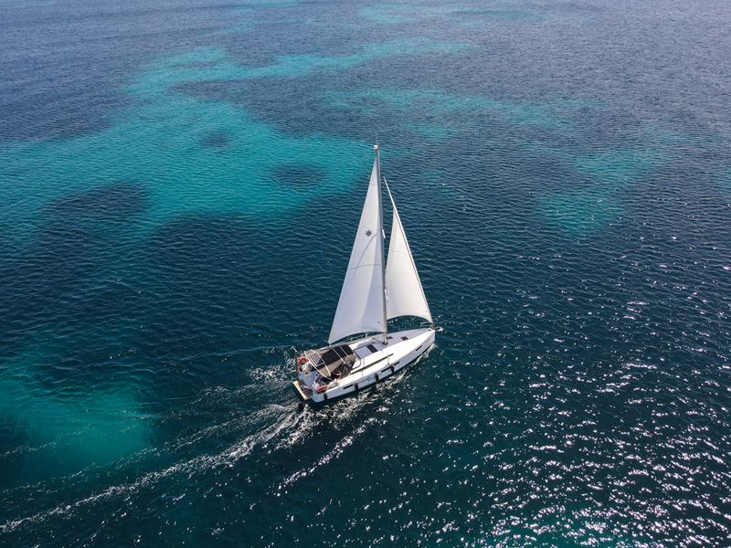 Book yachts online - sailboat - Sun Odyssey 410 - Marianna - rent