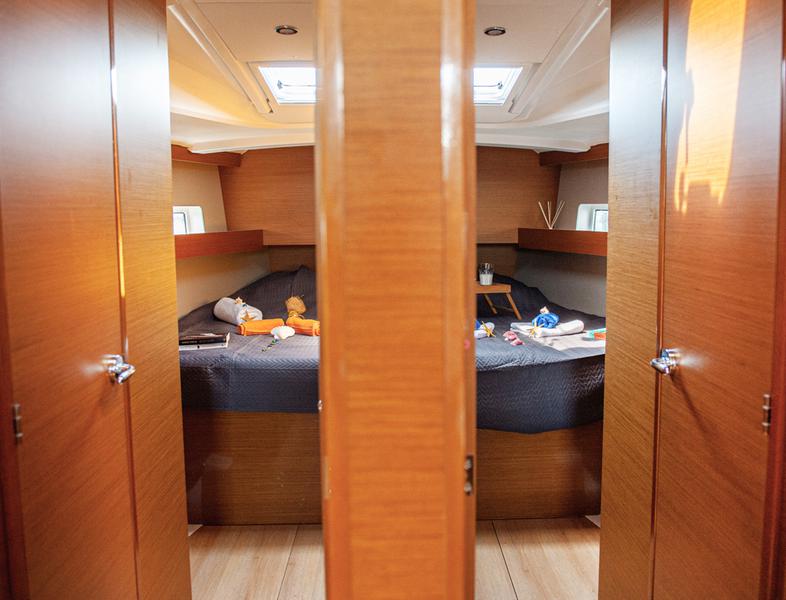 Book yachts online - sailboat - Sun Odyssey 490 - Porto Fino - rent