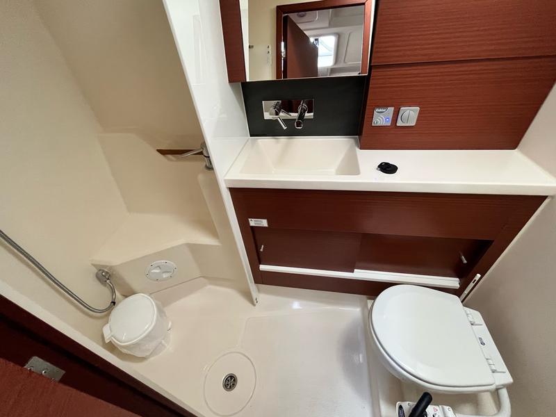 Book yachts online - sailboat - Hanse 458 - Avra - rent