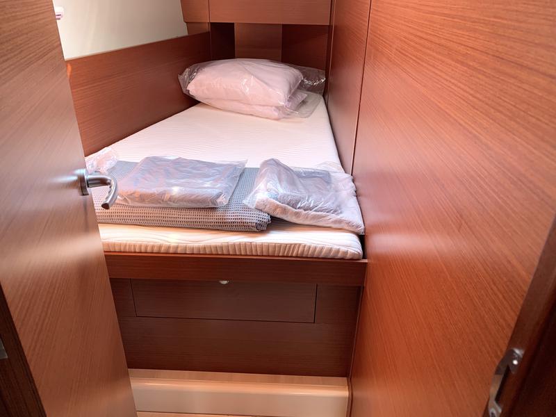 Book yachts online - sailboat - Hanse 458 - Oreo - rent