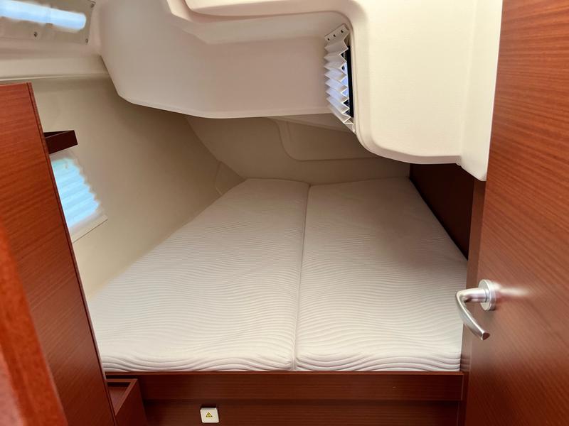 Book yachts online - sailboat - Hanse 418 - Mersina - rent