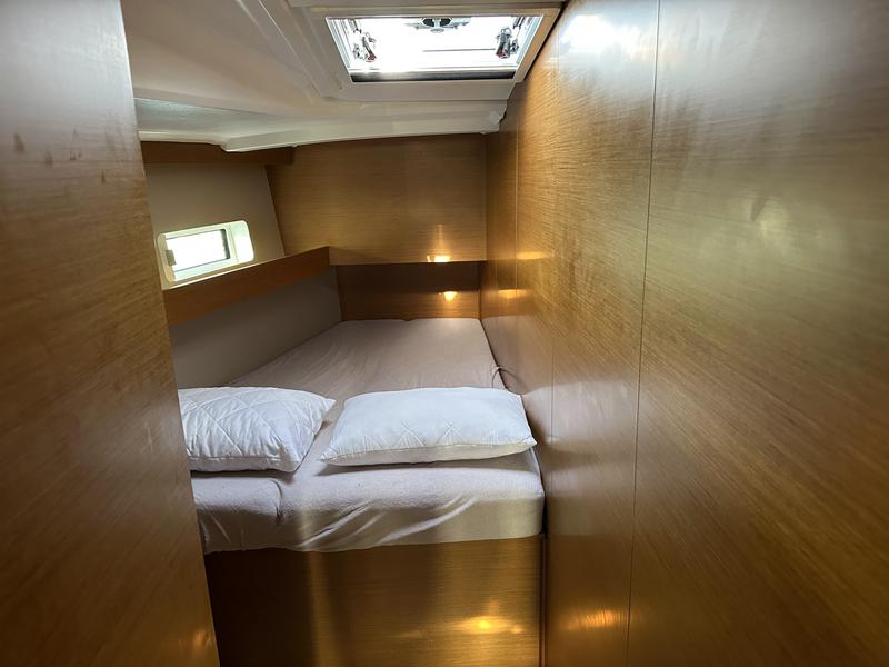Book yachts online - sailboat - Sun Odyssey 490 - Kalm - rent