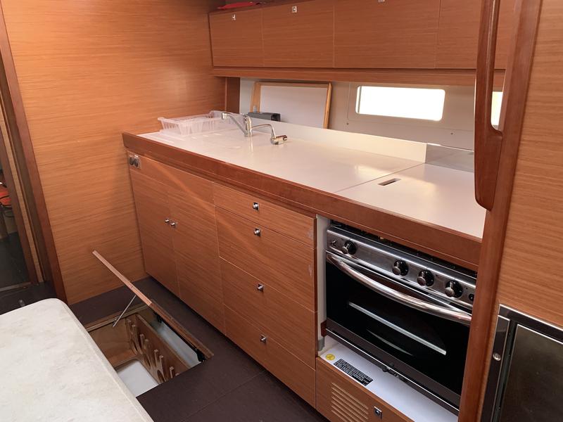 Book yachts online - sailboat - Dufour 460 Grand Large (4 cab) - Vanilla Sky - rent