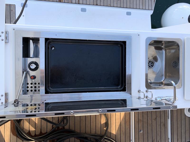 Book yachts online - sailboat - Dufour 460 Grand Large (4 cab) - Vanilla Sky - rent