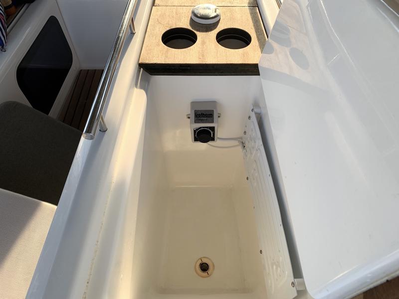 Book yachts online - sailboat - Dufour 460 Grand Large (5 cab) - Fish N`Chips - rent