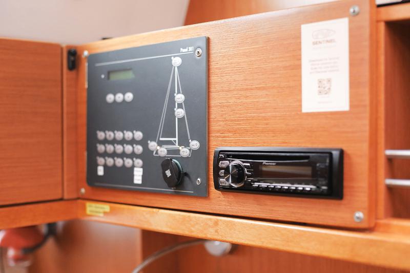 Book yachts online - sailboat - Bavaria 45 Cruiser - Samara - rent