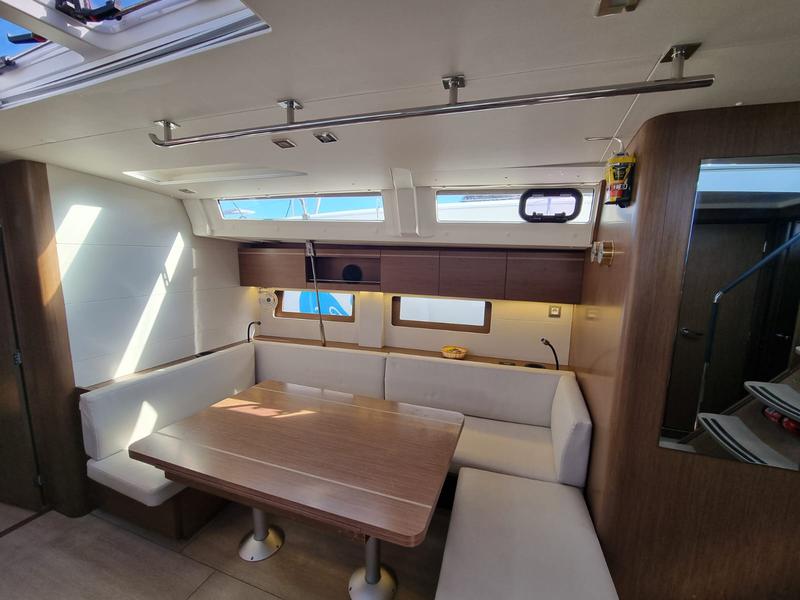 Book yachts online - sailboat - Oceanis 51.1 - Tsuki - rent