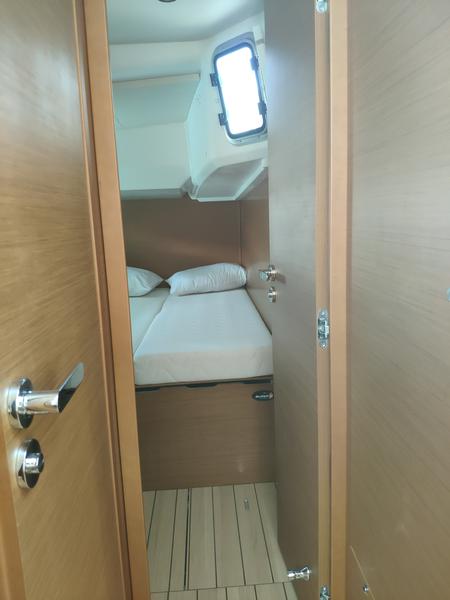 Book yachts online - sailboat - Jeanneau 51 - Sogno di Mare - rent