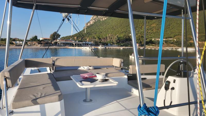 Book yachts online - catamaran - Bali 4.6 - Moderna - A/C, Generator, WM, Solar Panel, BBQ - rent