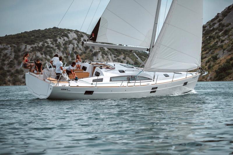 Book yachts online - sailboat - Elan 45.1 Impression - Moon Pearl - rent