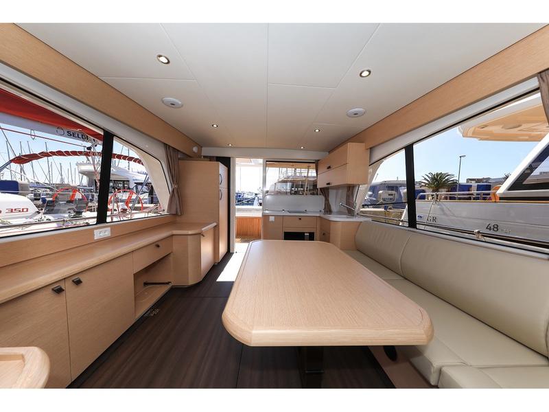 Book yachts online - motorboat - Greenline 40 - Astoria - rent