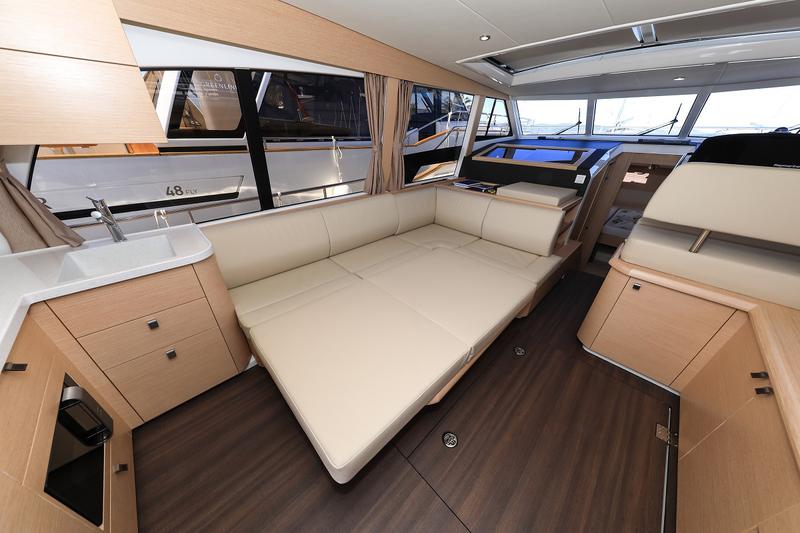 Book yachts online - motorboat - Greenline 40 - Astoria - rent
