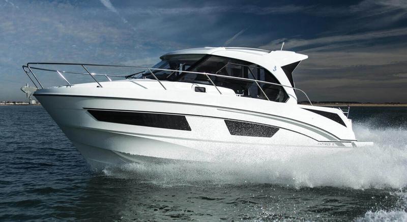 Book yachts online - motorboat - Antares 9 OB - Aurora - rent