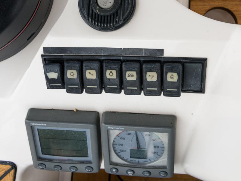 Book yachts online - sailboat - Elan 514 Impression - Maja 07   - rent