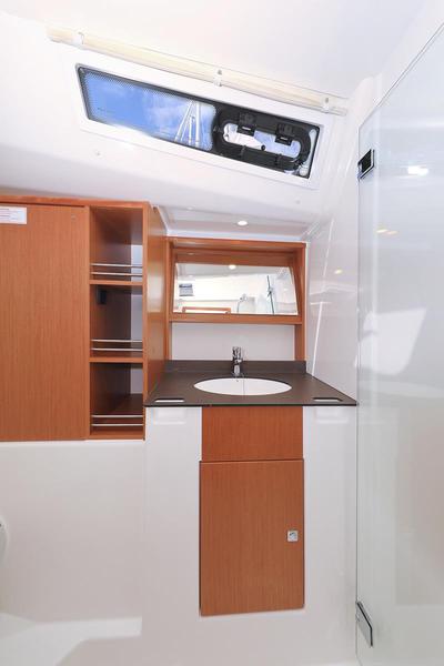 Book yachts online - sailboat - Bavaria Cruiser 51 - Bonnytta - rent