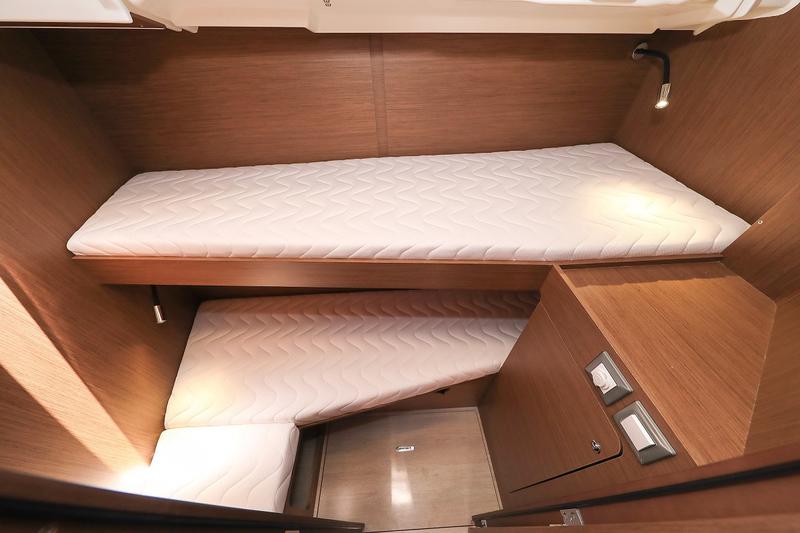 Book yachts online - sailboat - Oceanis 46.1 - Speechless - rent