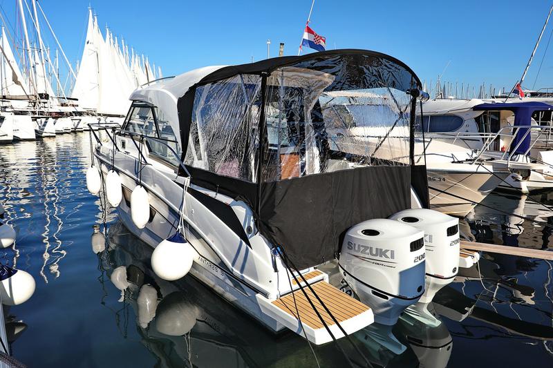 Book yachts online - motorboat - Antares 9 OB - Freeya - rent