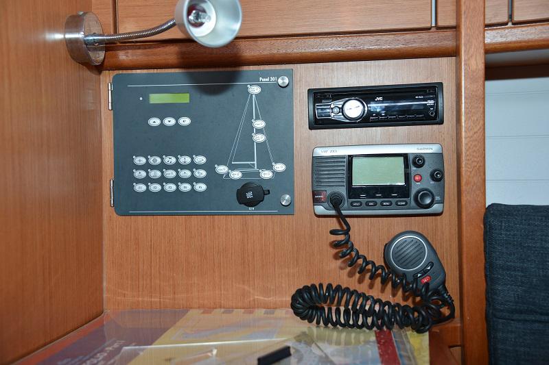 Book yachts online - sailboat - Bavaria Cruiser 33 - Karlo - rent