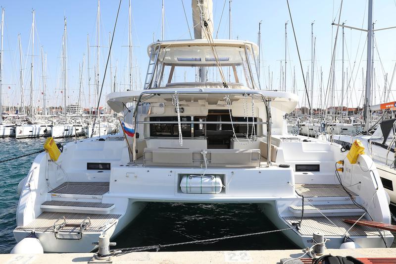 Book yachts online - catamaran - Lagoon 46 - D.Bobo - rent