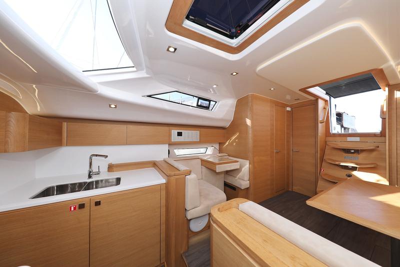 Book yachts online - sailboat - Elan GT 6 Porsche Design 50 feet with AC and Generator - Revolution - rent
