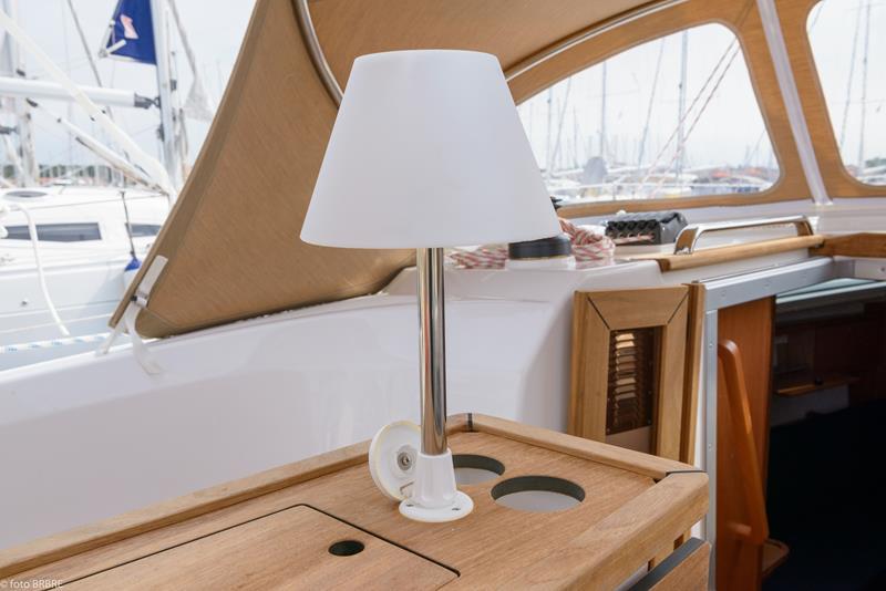Book yachts online - sailboat - Bavaria Cruiser 34 - Lia  - rent