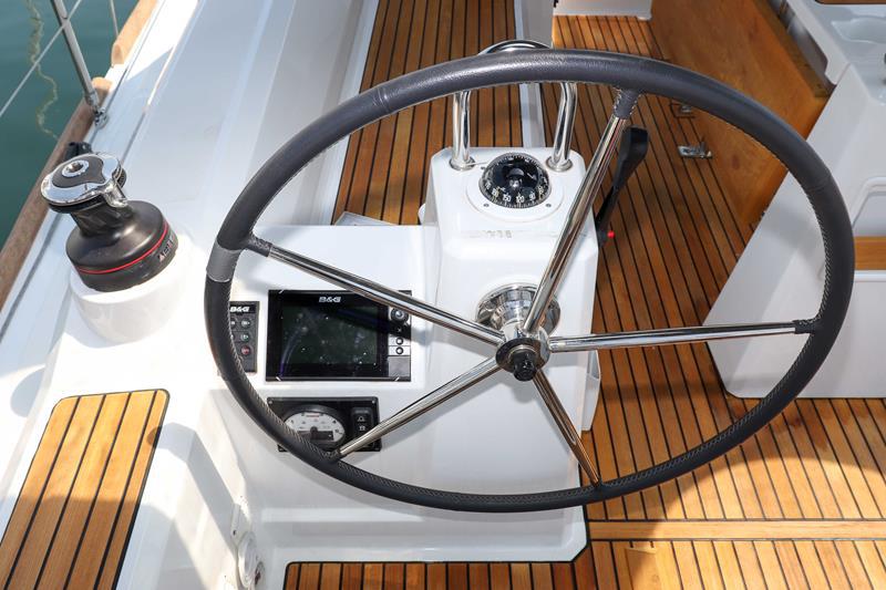 Book yachts online - sailboat - Oceanis 35.1 - Aquarius  - rent